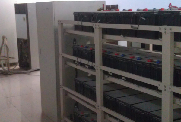 蓄電池內(nèi)阻檢測儀