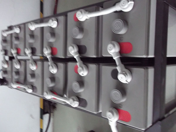 電力蓄電池監(jiān)測(cè)維護(hù)