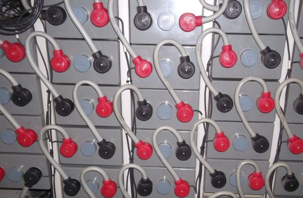 蓄電池監(jiān)測(cè)系統(tǒng)