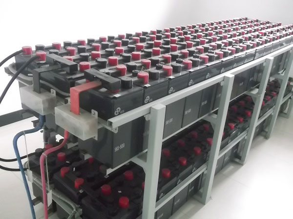 銀行蓄電池在線(xiàn)監(jiān)測(cè)系統(tǒng)