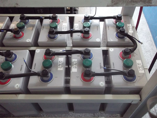 蓄電池監(jiān)測(cè)系統(tǒng)平臺(tái)