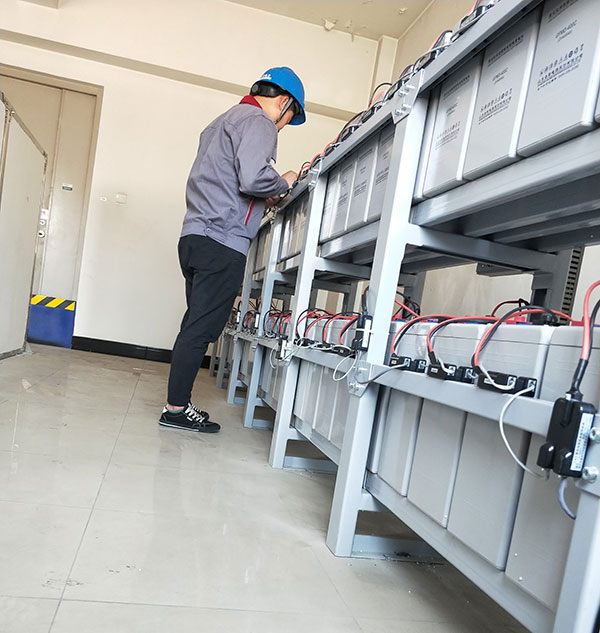蓄電池安裝和維護